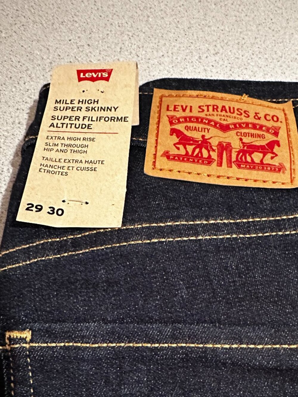 Women's Levi Mile High Super Skinny Jeans 29 W x 30 L NWT - Picture 3 of 6